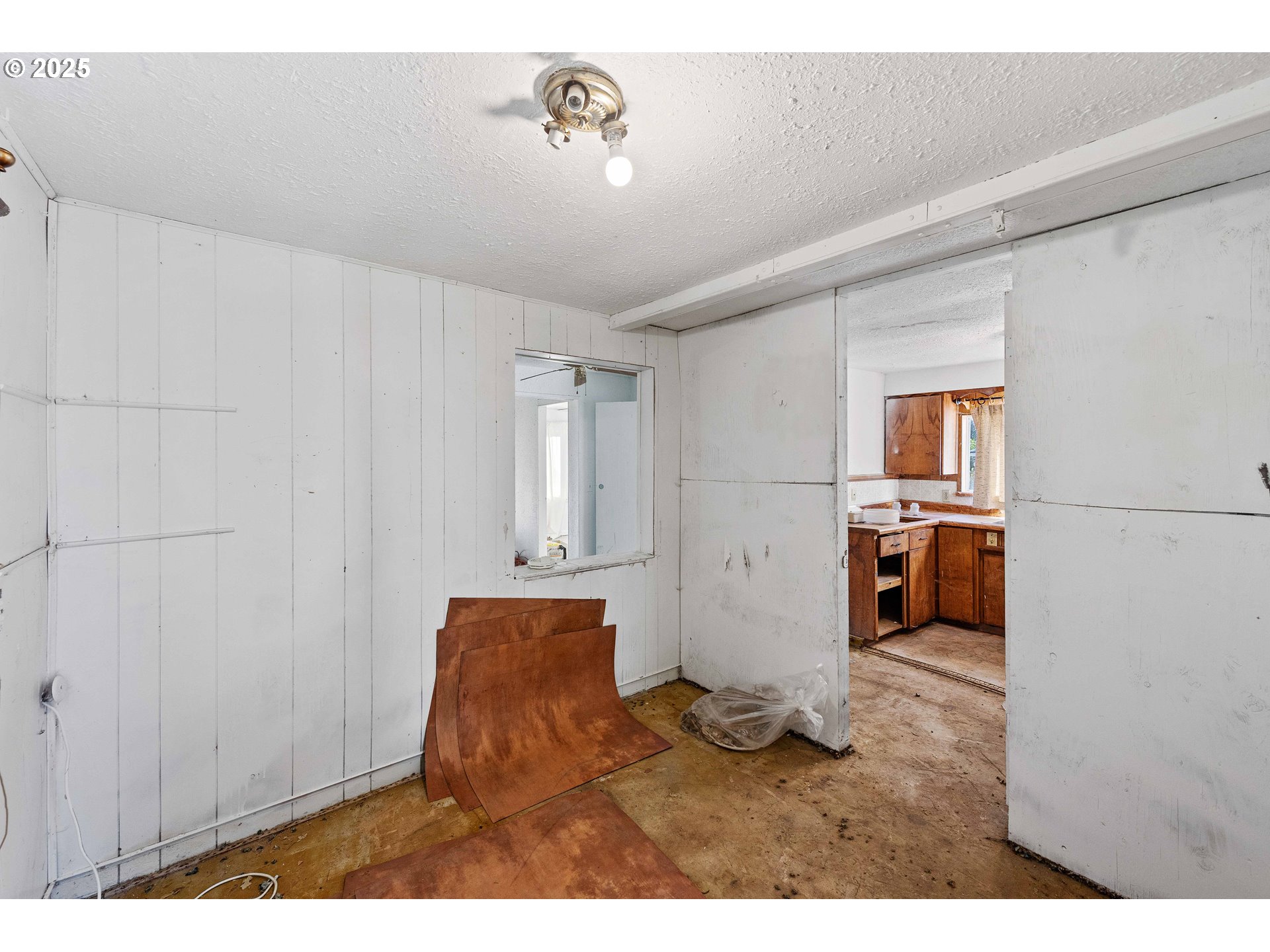 64368 Welch Road Coos Bay, OR 97420 - Photo 19 of 48