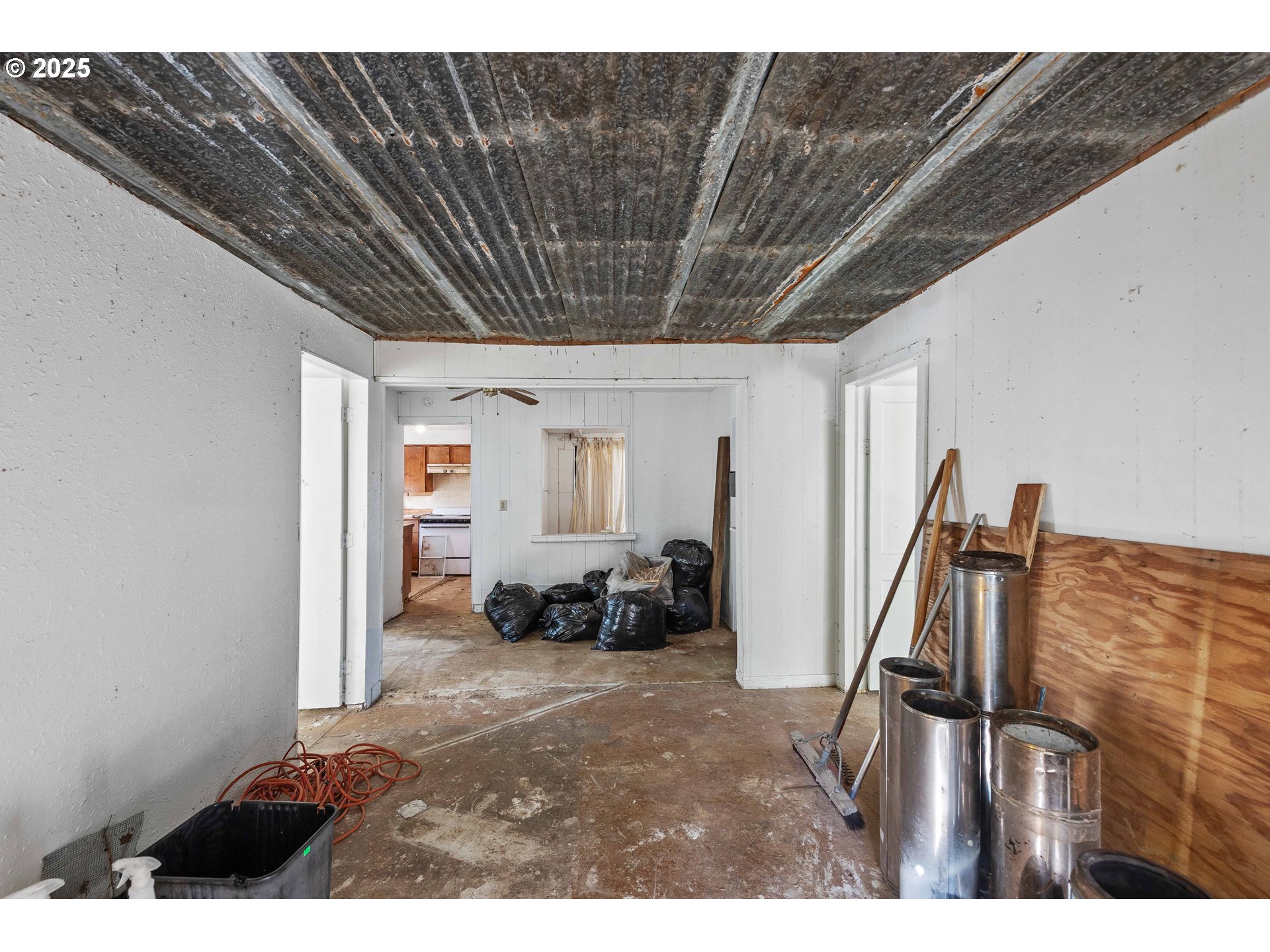 64368 Welch Road Coos Bay, OR 97420 - Photo 6 of 48