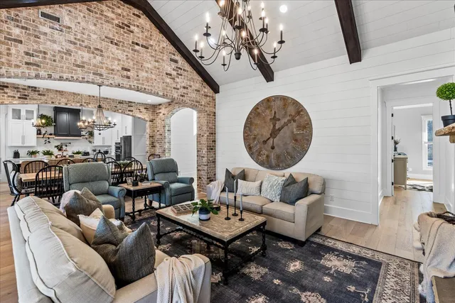 $1,099,000 | 835 Edgewater Way, Jasper, TN 37347