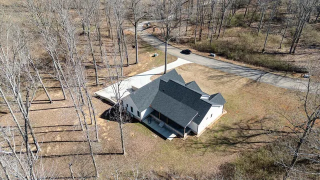 $1,099,000 | 835 Edgewater Way, Jasper, TN 37347