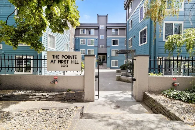 $274,950 | 300 10th Avenue, Unit B310, Seattle, WA 98122