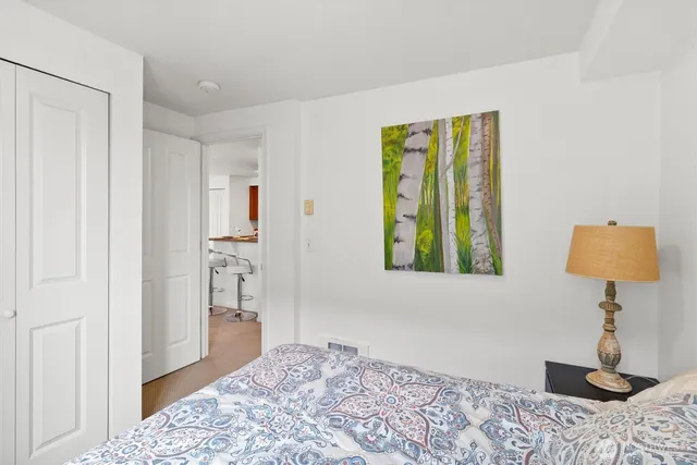 $274,950 | 300 10th Avenue, Unit B310, Seattle, WA 98122