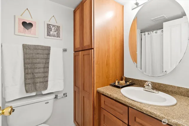 $274,950 | 300 10th Avenue, Unit B310, Seattle, WA 98122