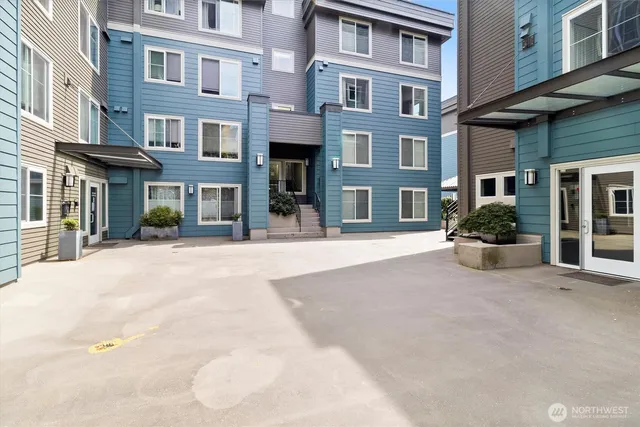 $274,950 | 300 10th Avenue, Unit B310, Seattle, WA 98122