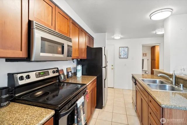 $274,950 | 300 10th Avenue, Unit B310, Seattle, WA 98122