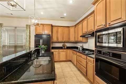 $295,000 | 121 Cross Creek Drive, Unit B, Slidell, LA 70461