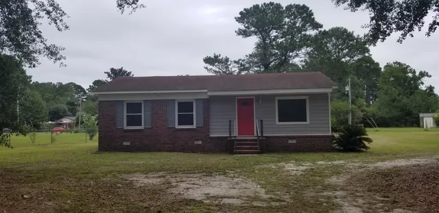 $190,000 | 1375 Peurifoy Road, Walterboro, SC 29488