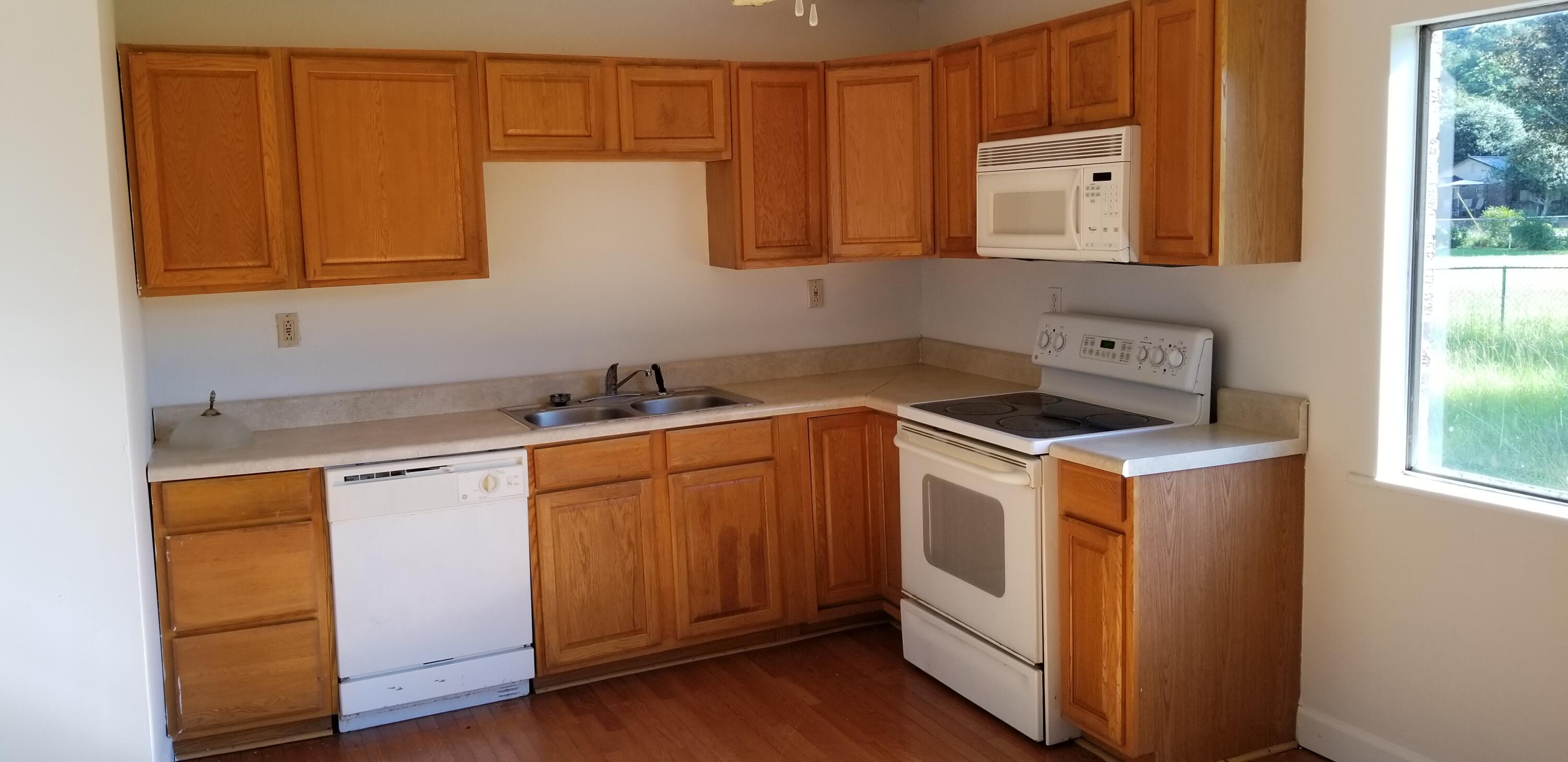 1375 Peurifoy Road Walterboro, SC 29488 - Photo 15 of 27 20250731_092552