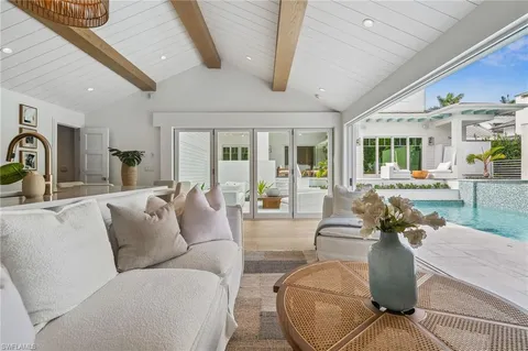 $17,999,000 | 187 10th Avenue South, Naples, FL 34102