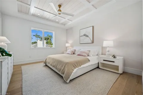 $17,999,000 | 187 10th Avenue South, Naples, FL 34102