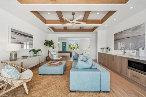 $17,999,000 | 187 10th Avenue South, Naples, FL 34102