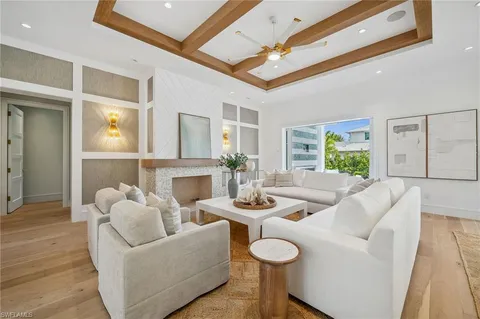 $17,999,000 | 187 10th Avenue South, Naples, FL 34102