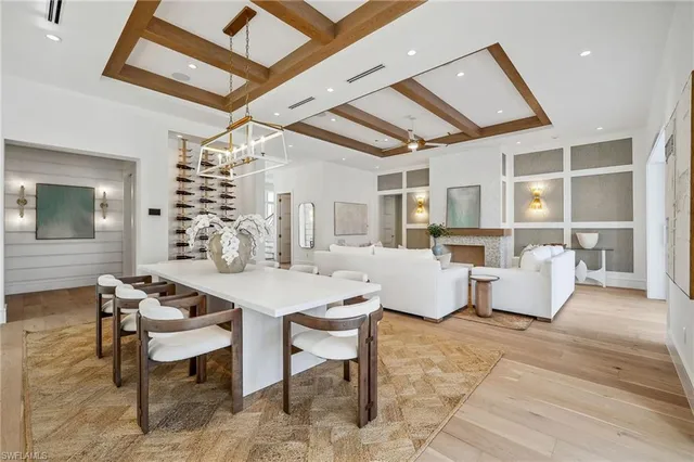 $17,999,000 | 187 10th Avenue South, Naples, FL 34102