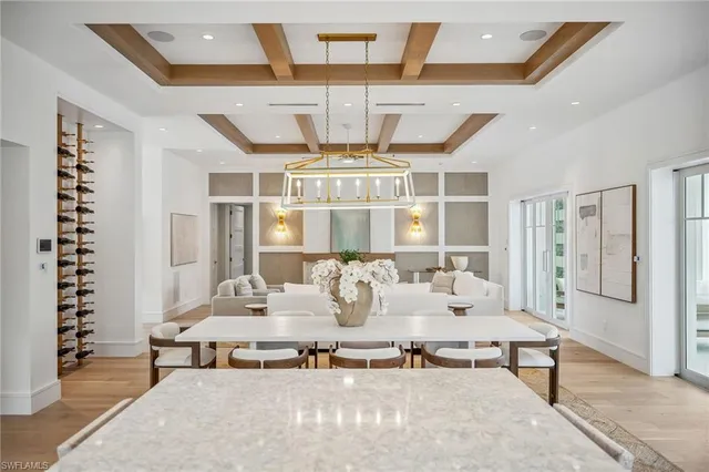 $17,999,000 | 187 10th Avenue South, Naples, FL 34102