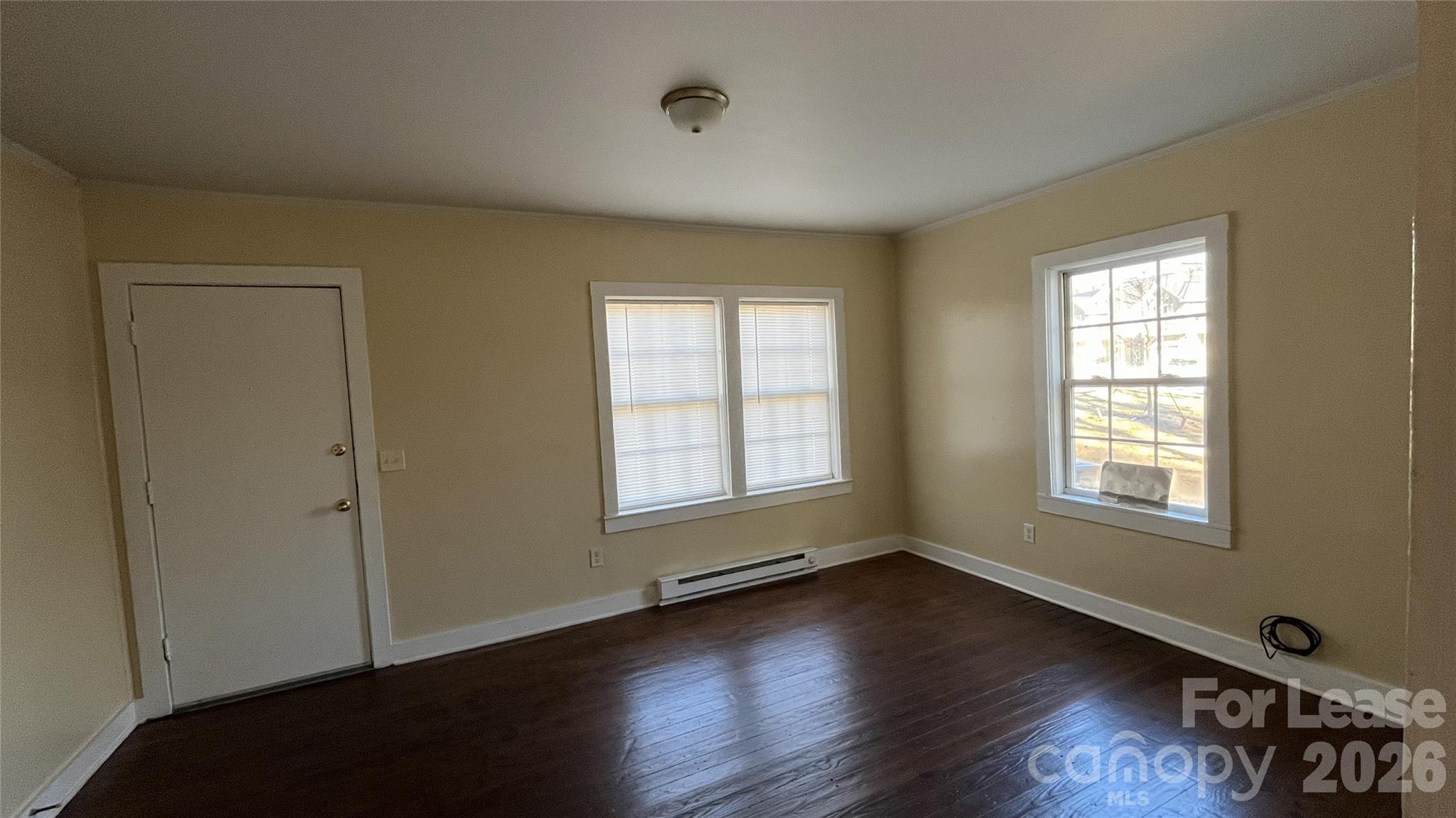 2621 Dr Carver Road Charlotte, NC 28208 - Photo 2 of 9