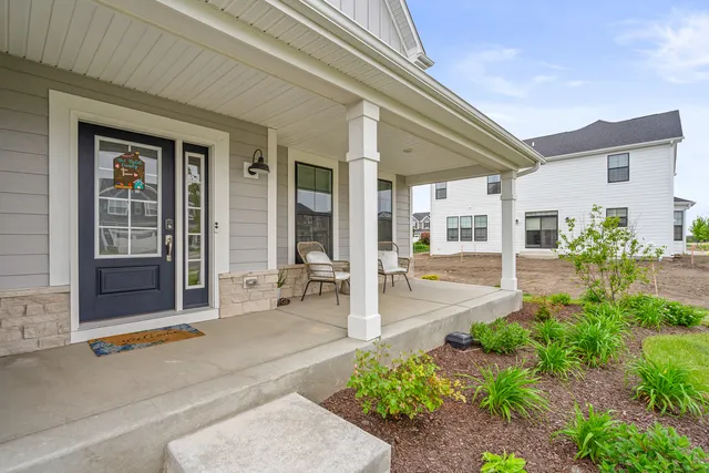 $3,500 | 16609 South Silo Bnd Drive, Lockport, IL 60441