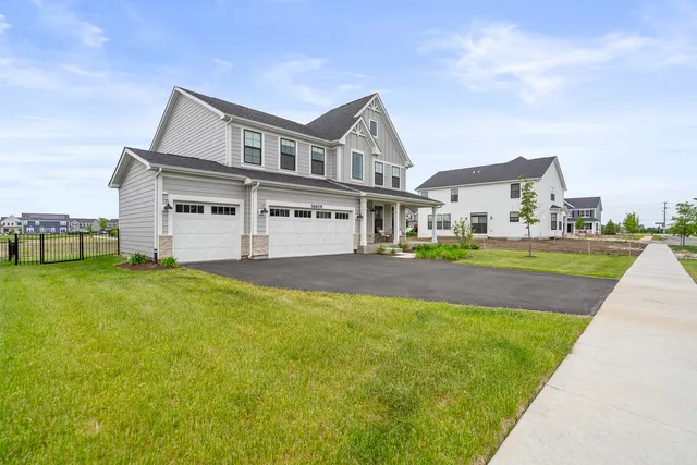 $3,500 | 16609 South Silo Bnd Drive, Lockport, IL 60441