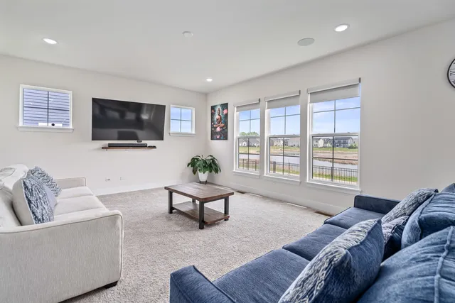 $3,500 | 16609 South Silo Bnd Drive, Lockport, IL 60441