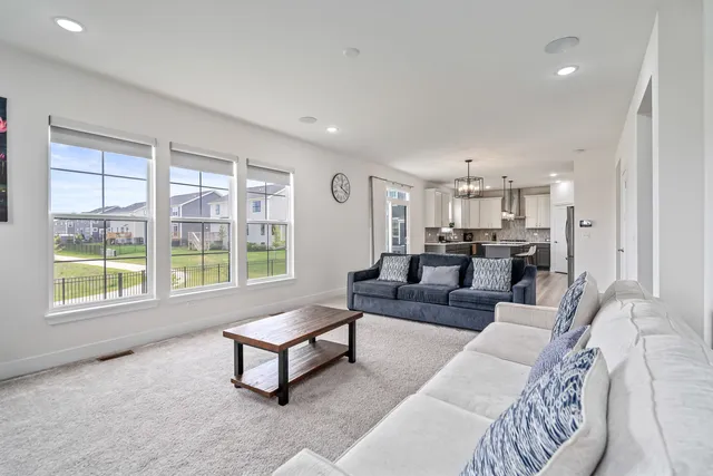 $3,500 | 16609 South Silo Bnd Drive, Lockport, IL 60441