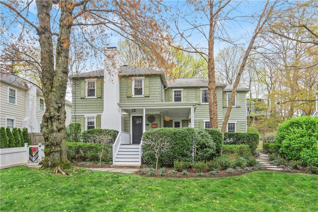 Move right in to this beautifully updated home.