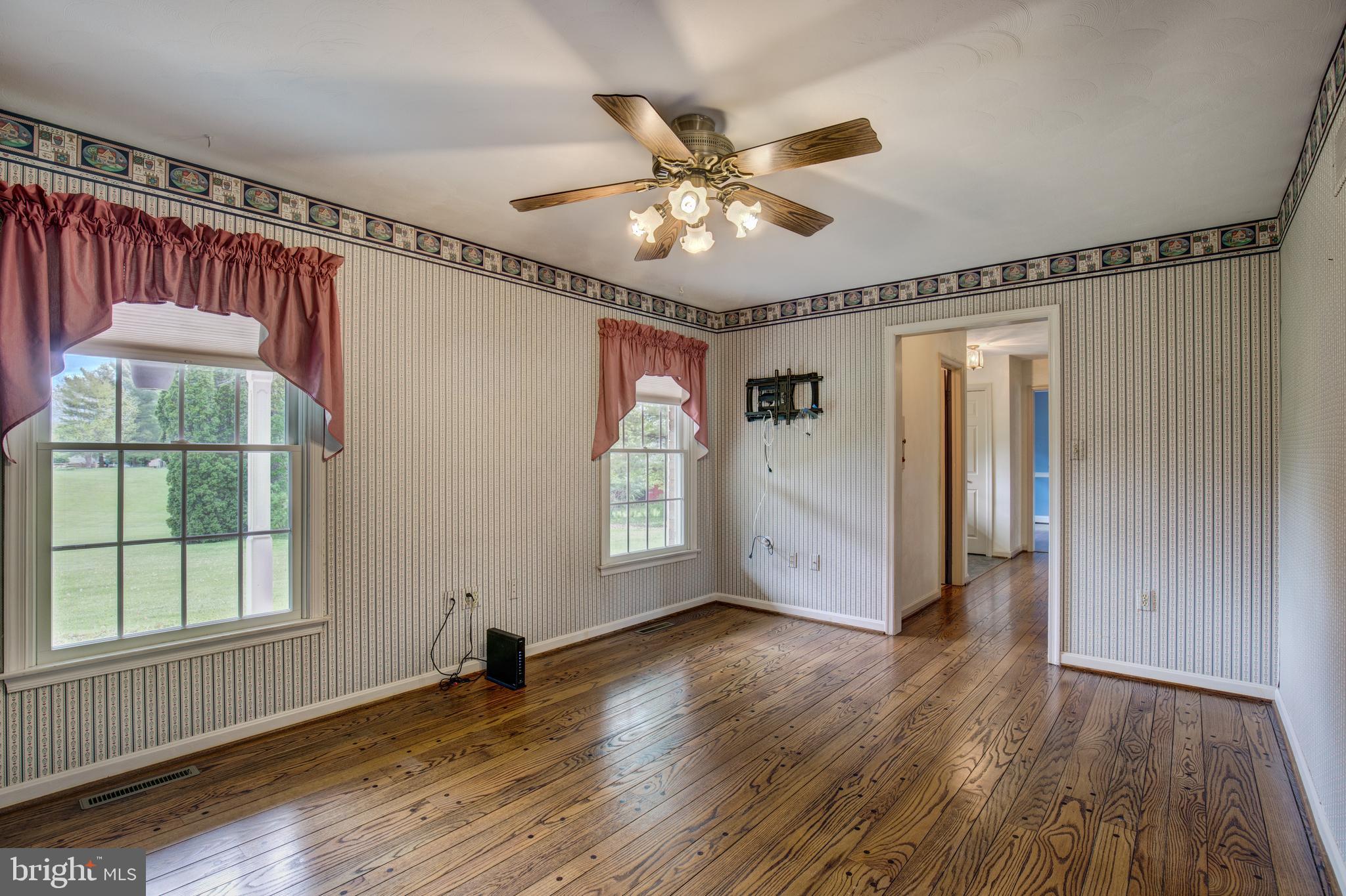 3111 Old Taneytown Road Westminster, MD 21158 - Photo 24 of 62 FR or Den