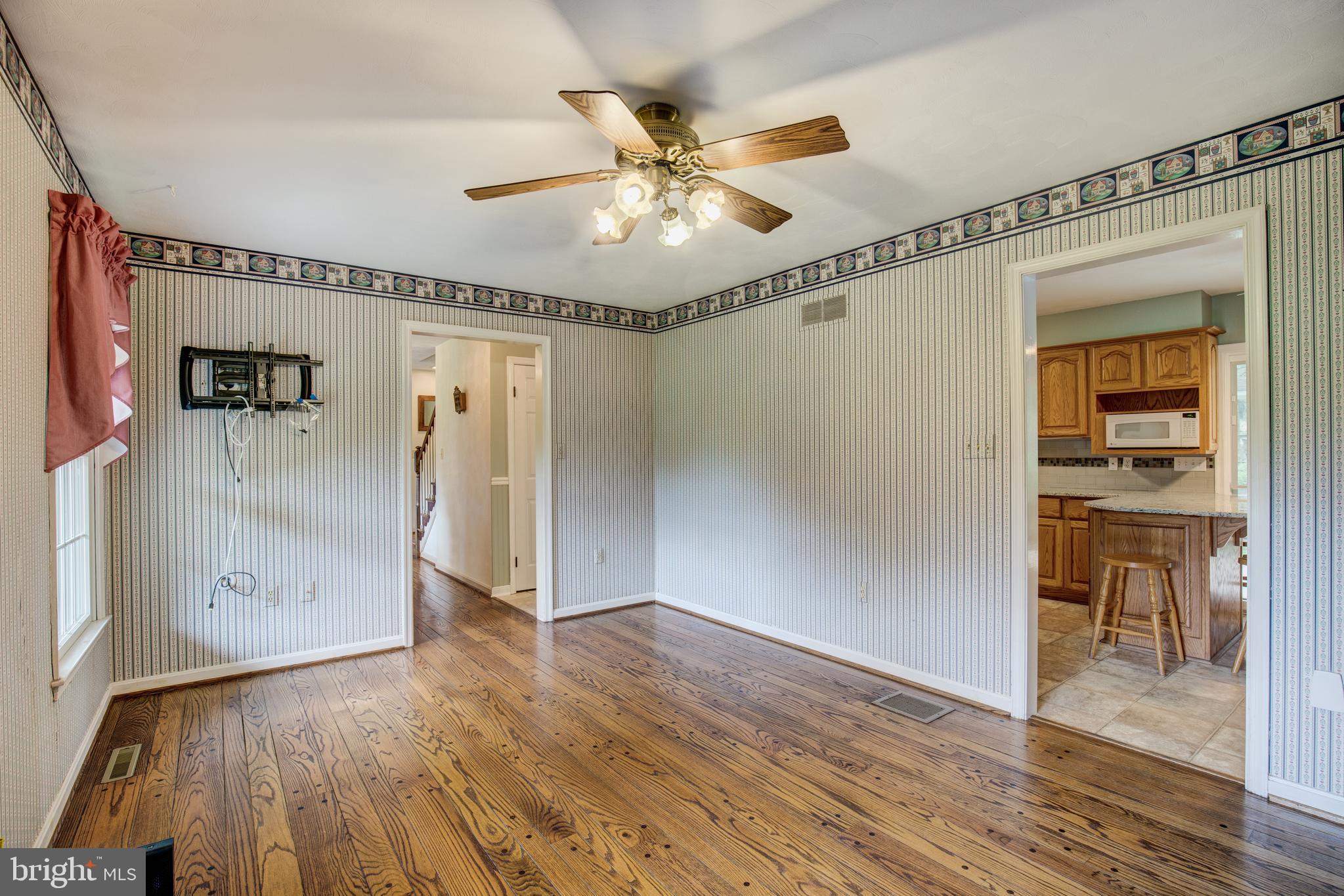 3111 Old Taneytown Road Westminster, MD 21158 - Photo 26 of 62 FR or Den