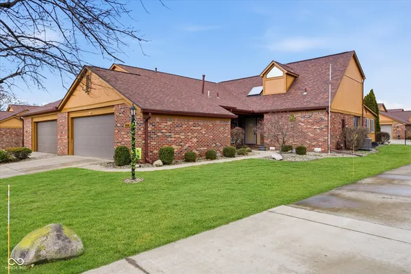 $259,900 | 1918 Summer Place, Anderson, IN 46012