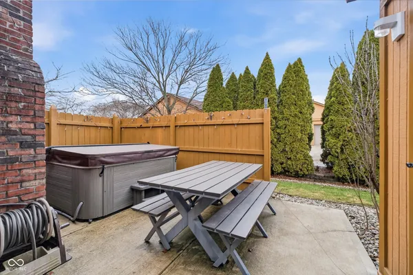 $249,900 | 1918 Summer Place, Anderson, IN 46012