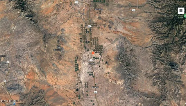 a view of a bathroom