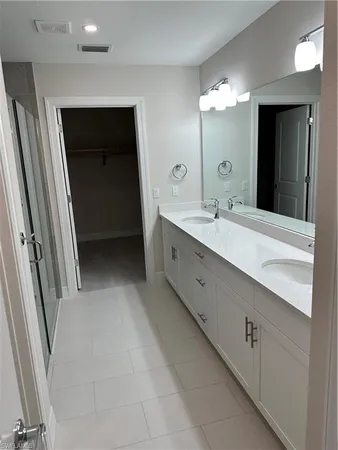 a view of a kitchen and dining room