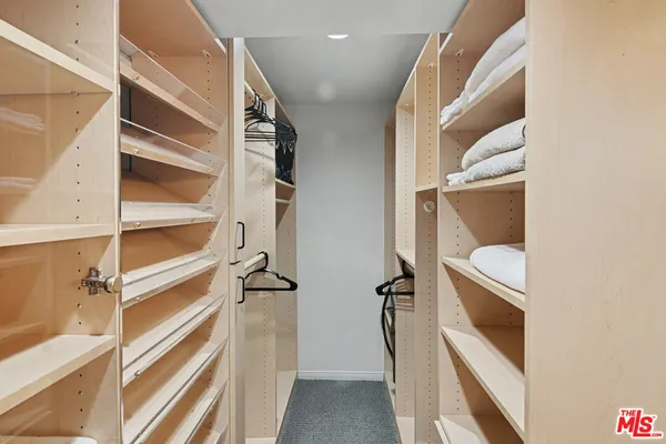 $8,450 | 720 Huntley Drive, Unit 202, West Hollywood, CA 90069