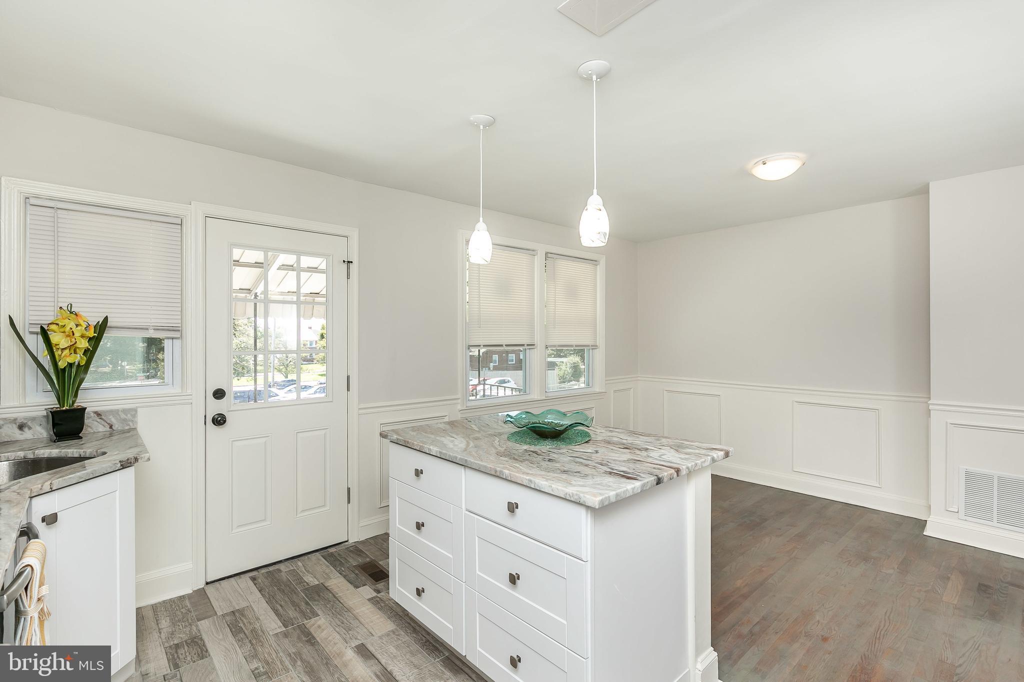 5939 Falkirk Road Baltimore, MD 21239 - Photo 18 of 54 Pendant Lights