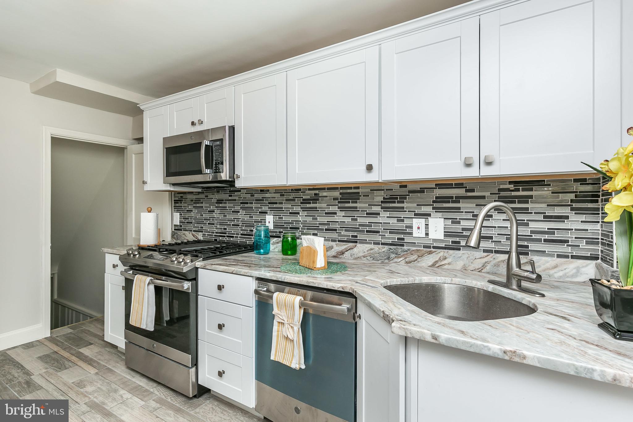 5939 Falkirk Road Baltimore, MD 21239 - Photo 21 of 54 Granite Countertop