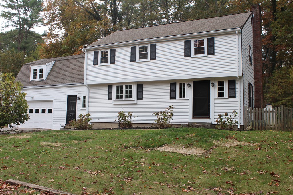4 Pioneer Road Hingham, MA 02043 - Photo 1 of 20 Gallery Image 1