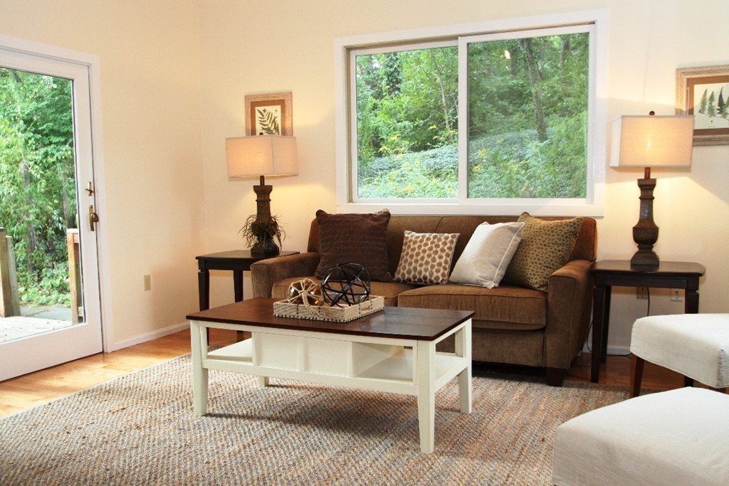 4 Pioneer Road Hingham, MA 02043 - Photo 11 of 20 Gallery Image 11