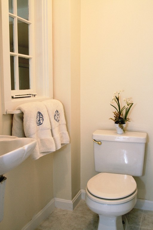 4 Pioneer Road Hingham, MA 02043 - Photo 15 of 20 Gallery Image 15