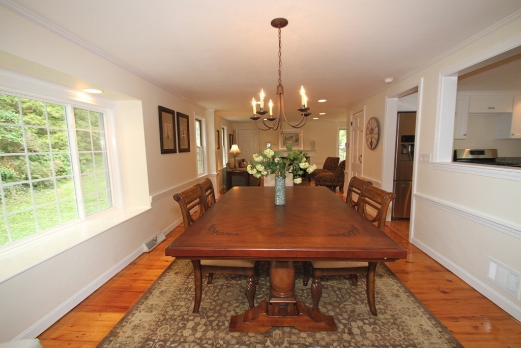 4 Pioneer Road Hingham, MA 02043 - Photo 6 of 20 Gallery Image 6