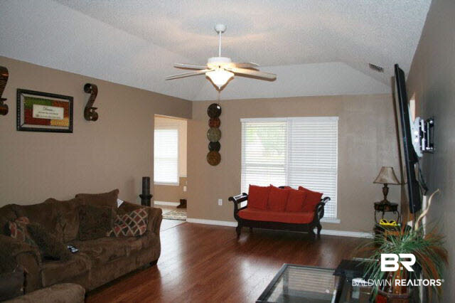 1780 Abbey Loop Foley, AL 36535 - Photo 2 of 12