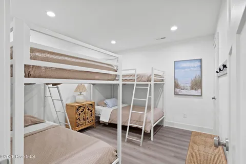 $1,500,000 | 305 Sumter Avenue, Carolina Beach, NC 28428