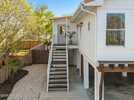 $1,500,000 | 305 Sumter Avenue, Carolina Beach, NC 28428