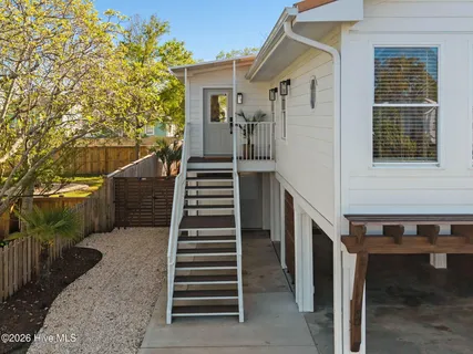 $1,500,000 | 305 Sumter Avenue, Carolina Beach, NC 28428