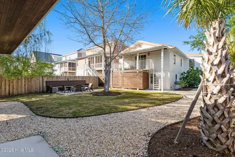 $1,500,000 | 305 Sumter Avenue, Carolina Beach, NC 28428