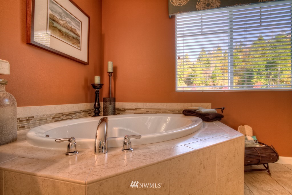 315 221st Place Southwest, Unit L1002 Bothell, WA 98021 - Photo 14 of 20