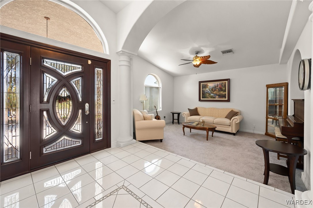 3516 Packsaddle Road Kingman, AZ 86401 - Photo 15 of 100 Foyer entrance