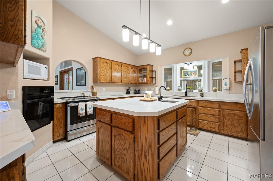 3516 Packsaddle Road Kingman, AZ 86401 - Photo 31 of 100 Kitchen