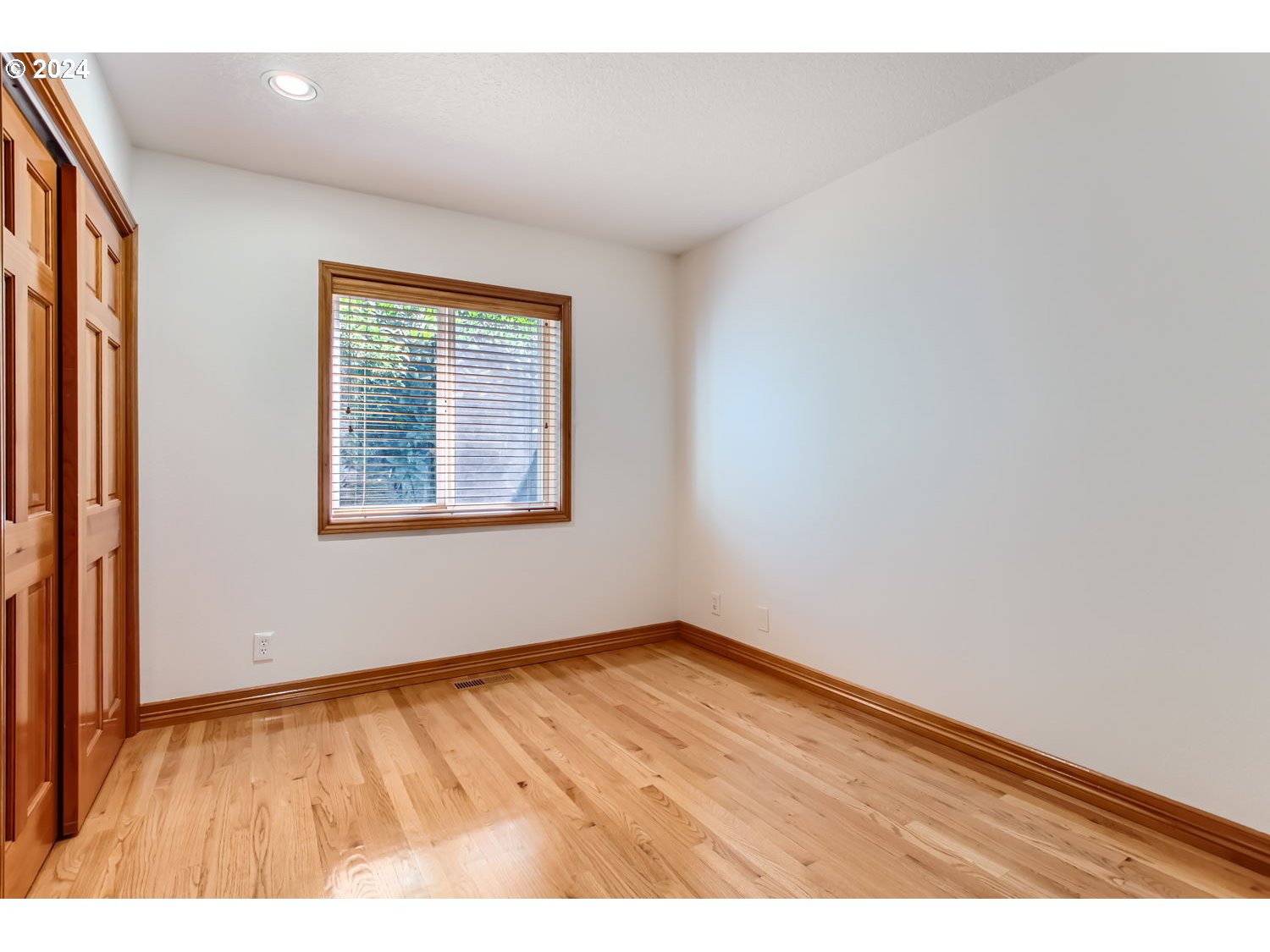 10329 Southwest Porter Street Portland, OR 97225 - Photo 15 of 27 Gallery Image 15