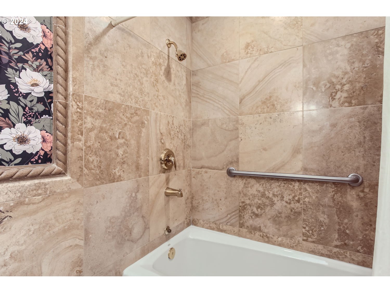10329 Southwest Porter Street Portland, OR 97225 - Photo 17 of 27 Gallery Image 17