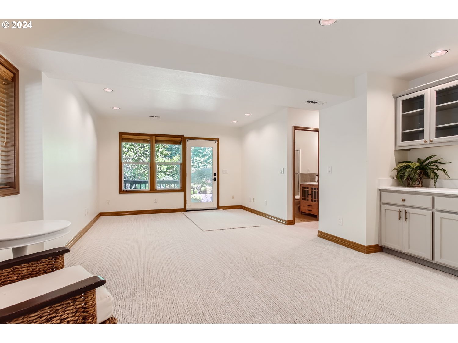 10329 Southwest Porter Street Portland, OR 97225 - Photo 18 of 27 Gallery Image 18