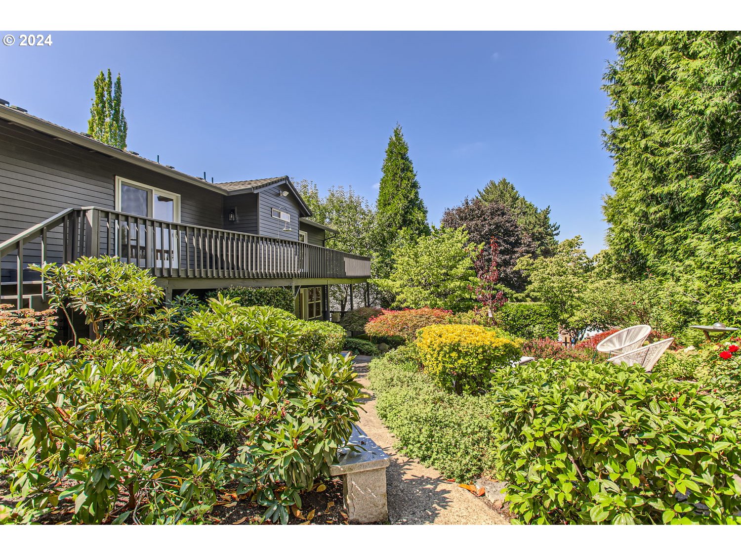 10329 Southwest Porter Street Portland, OR 97225 - Photo 26 of 27 Gallery Image 26