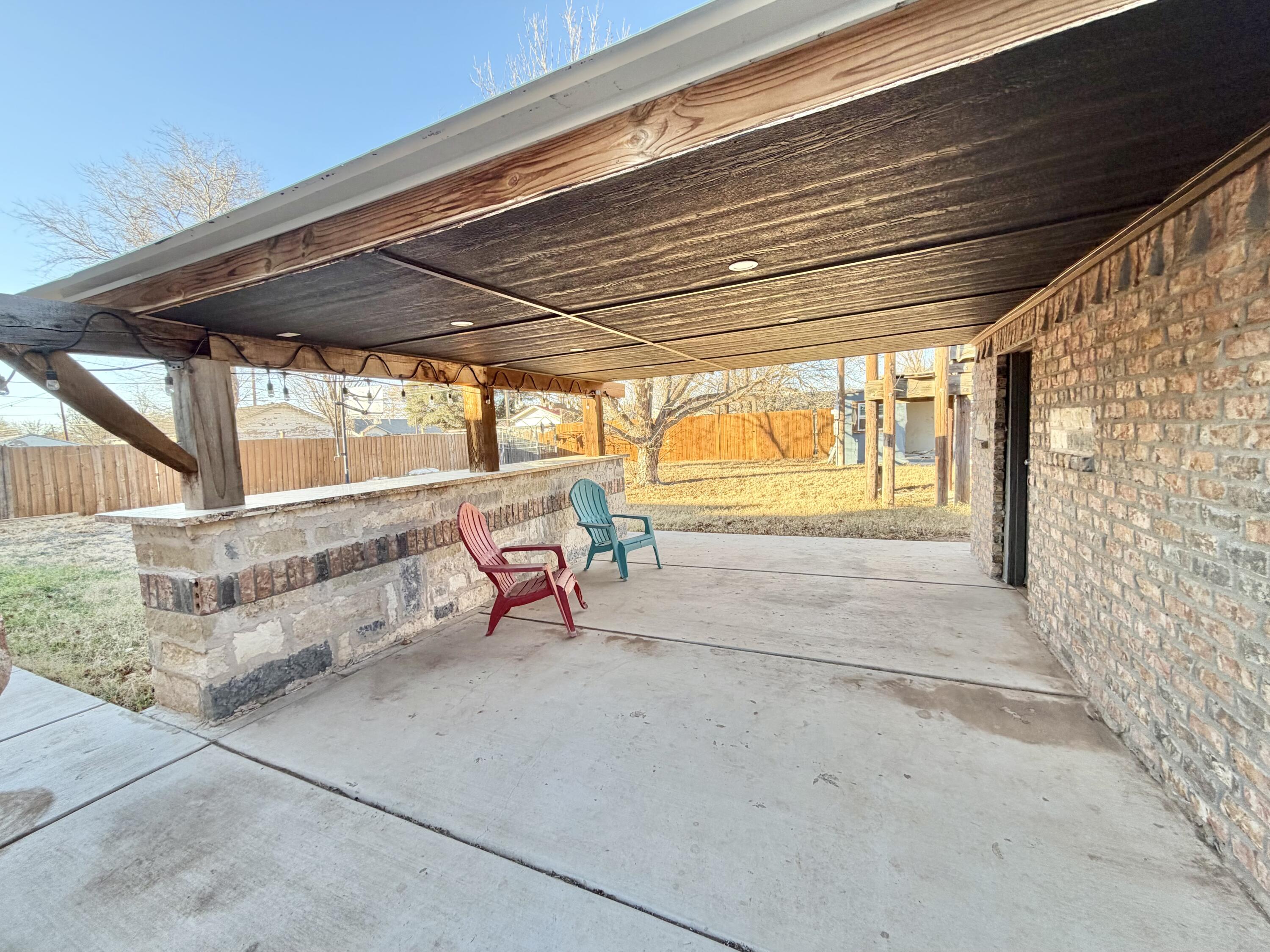 209 East 15th Street Littlefield, TX 79339 - Photo 15 of 18 a view of entryway with outdoor space